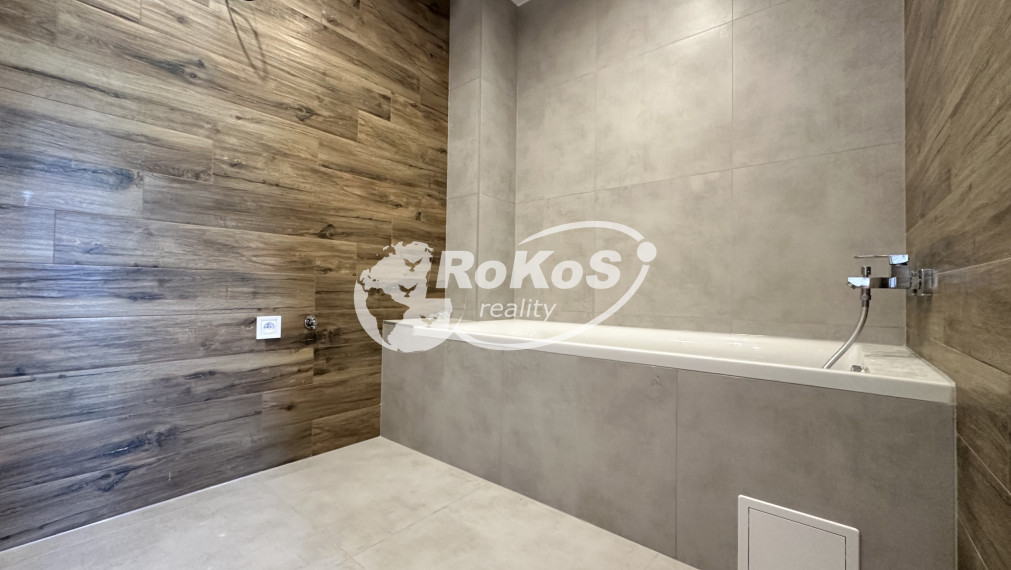 PREDAJ 3 izbový byt s balkónom, Kyjevská ulica, Rožňava