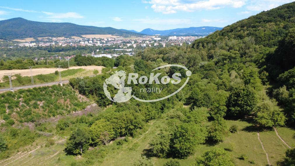 PREDAJ - Ovocný sad na Strelnici, Rožňava