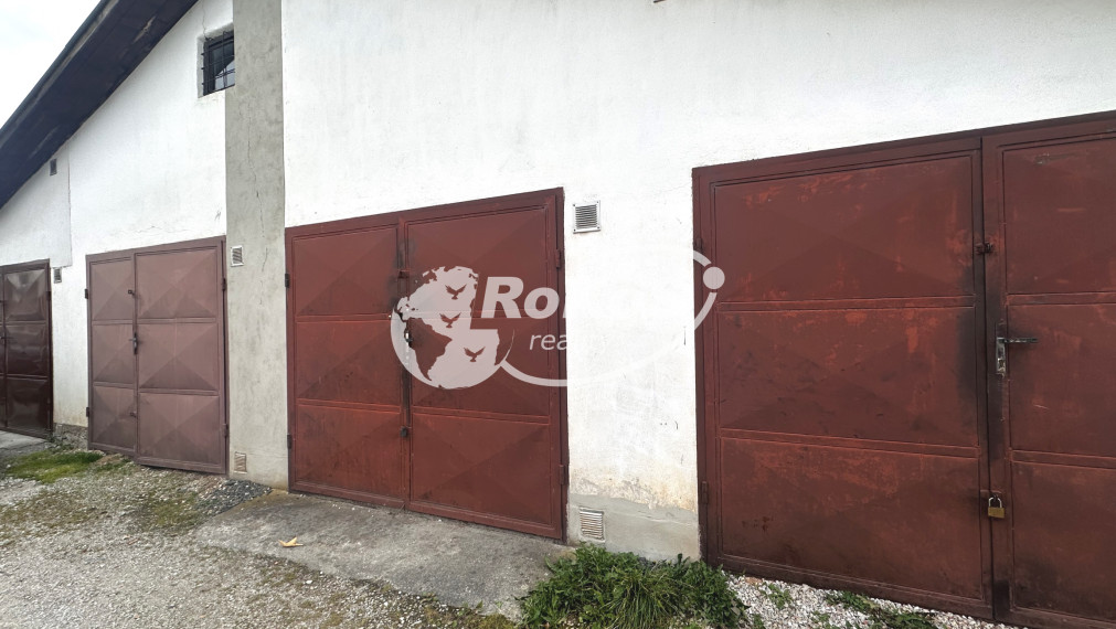 Garáž s podkrovím, Zakarpatská ulica, Rožňava