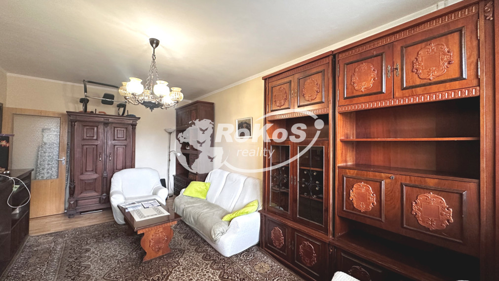 rezervované PREDAJ - 3 izbový byt s balkónom, Kyjevská ulica, Rožňava