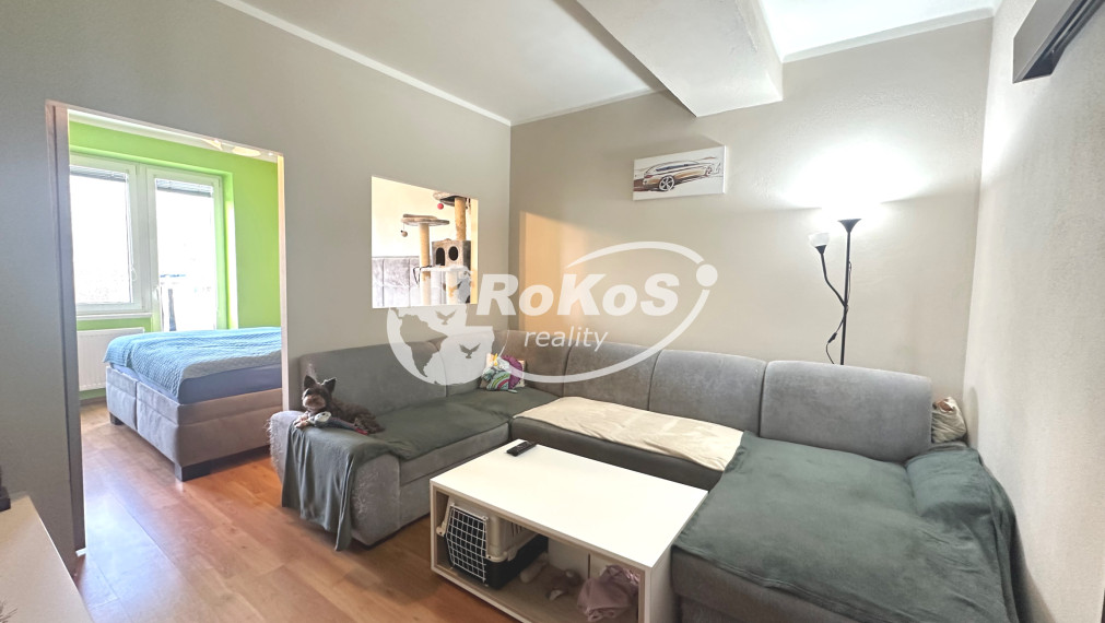 rezervované - PREDAJ - 2- izbový byt s francúzskym balkónom, Mierová ulica, Rožňava