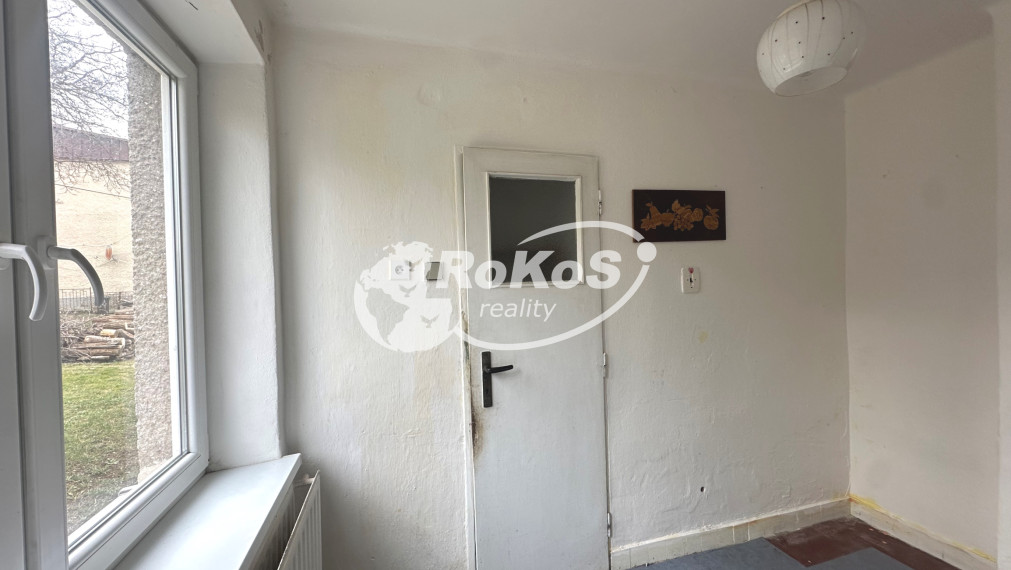 PREDAJ - 3 izbový byt s garážou a záhradou, Štítnik