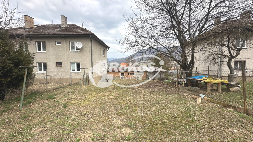 PREDAJ - 3 izbový byt s garážou a záhradou, Štítnik