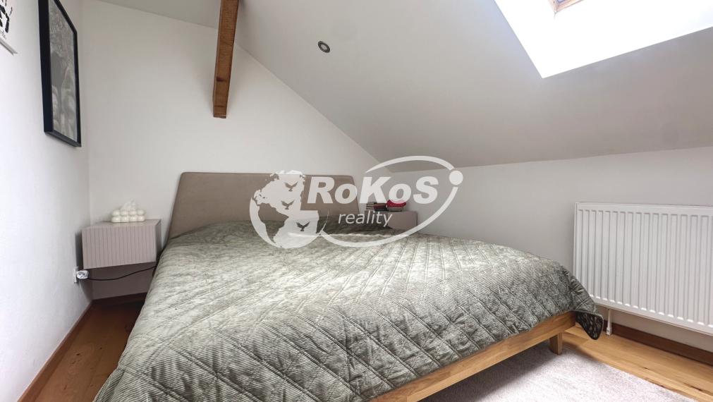 rezervované PREDAJ - Podkrovný 3 izbový byt, Štítnická ulica, Rožňava