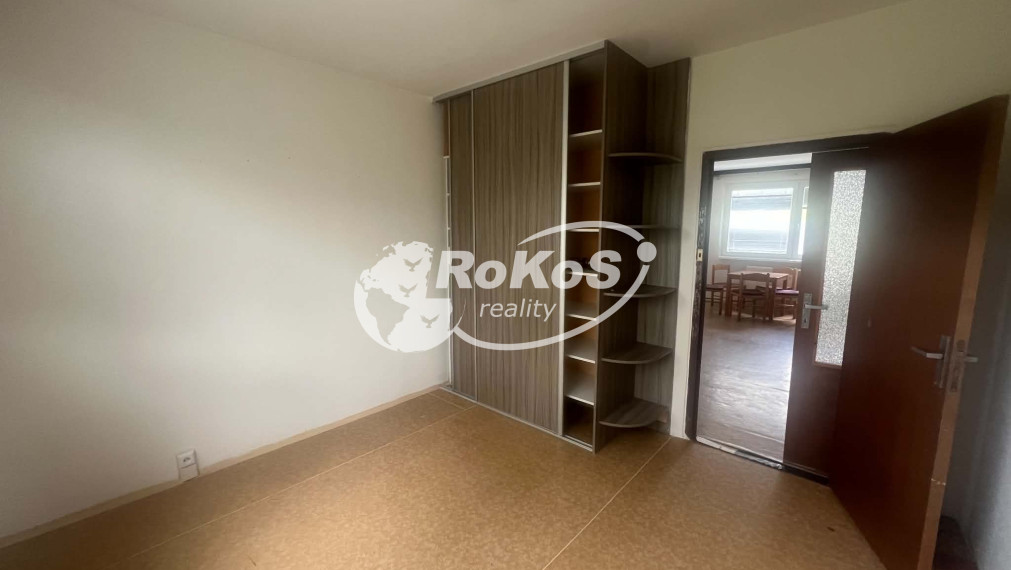 PREDAJ - 3 izbový byt s balkónom v Rožňave na Okružnej ulici !!!