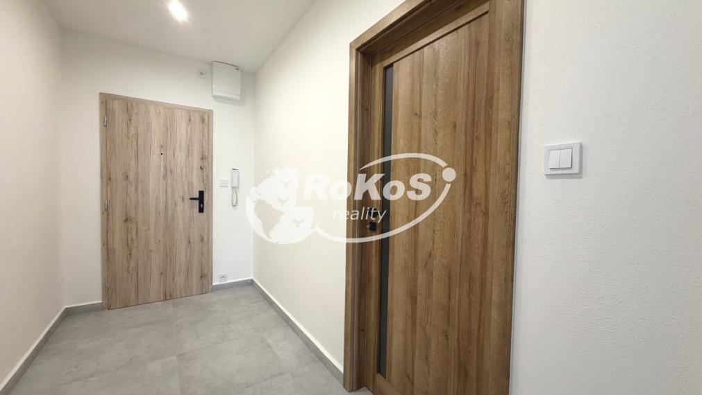 PREDAJ - Priestranný 3 izbový byt s balkónom, Edelényska ulica, Rožňava