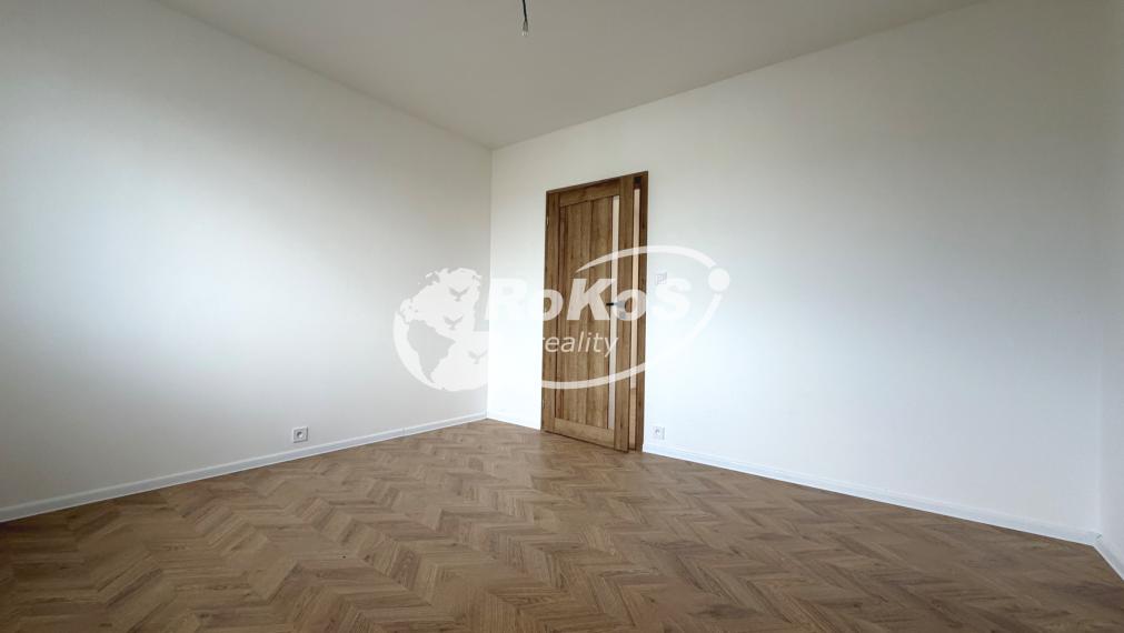 PREDAJ - Priestranný 3 izbový byt s balkónom, Edelényska ulica, Rožňava
