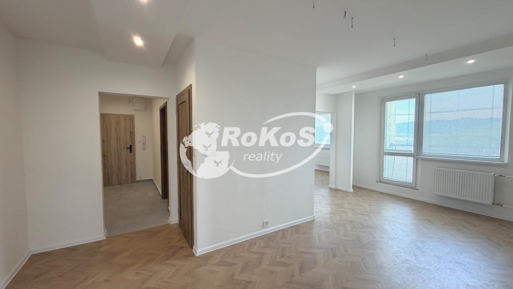 PREDAJ - Priestranný 3 izbový byt s balkónom, Edelényska ulica, Rožňava