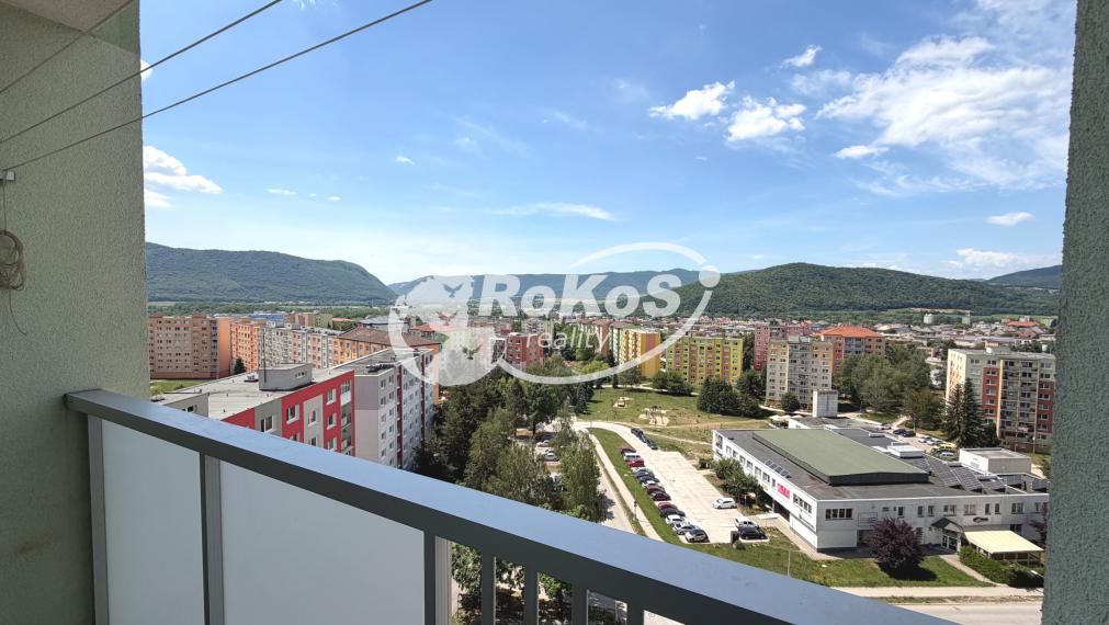 PREDAJ - Priestranný 3 izbový byt s balkónom, Edelényska ulica, Rožňava