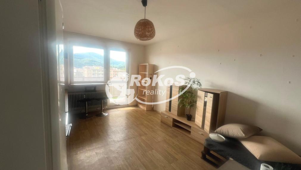 PREDAJ - 1 izbový byt s dvoma balkónmi, Komenského ulica, Rožňava