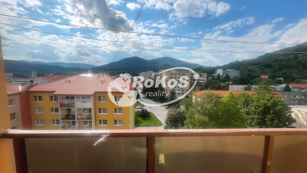 PREDAJ - 1 izbový byt s dvoma balkónmi, Komenského ulica, Rožňava