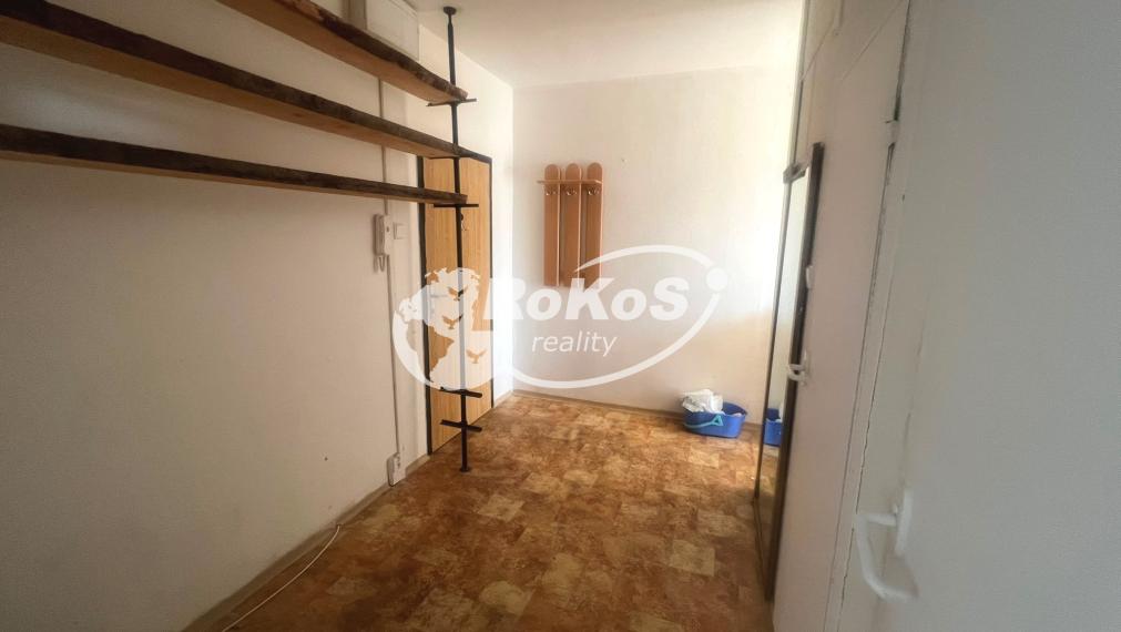 PREDAJ - 1 izbový byt s dvoma balkónmi, Komenského ulica, Rožňava