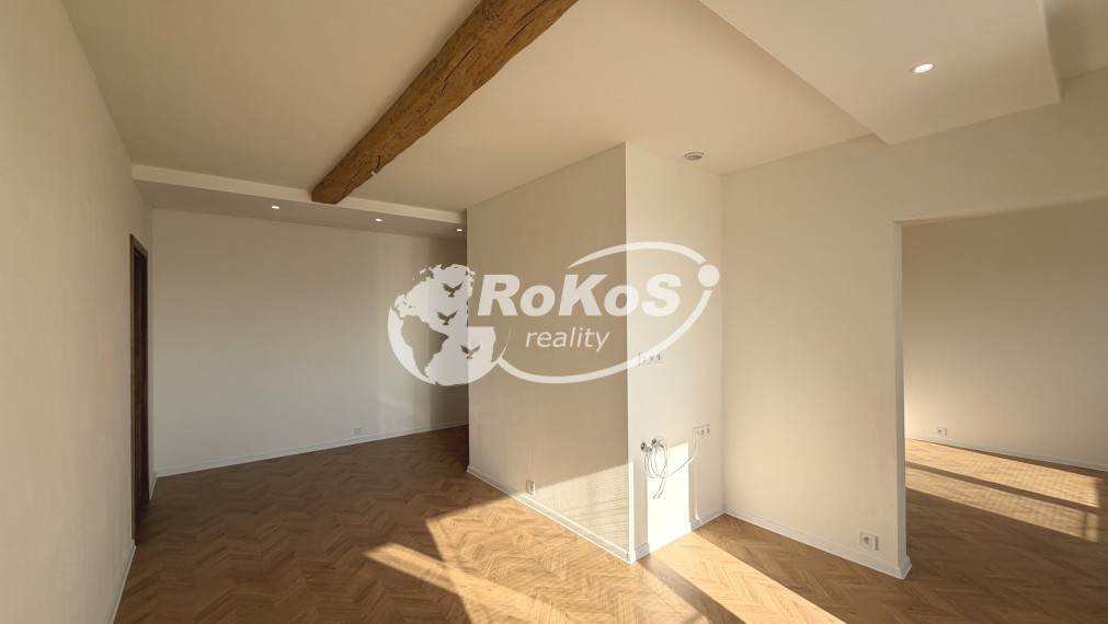 PREDAJ - Priestranný 3 izbový byt s balkónom, Edelényska ulica, Rožňava