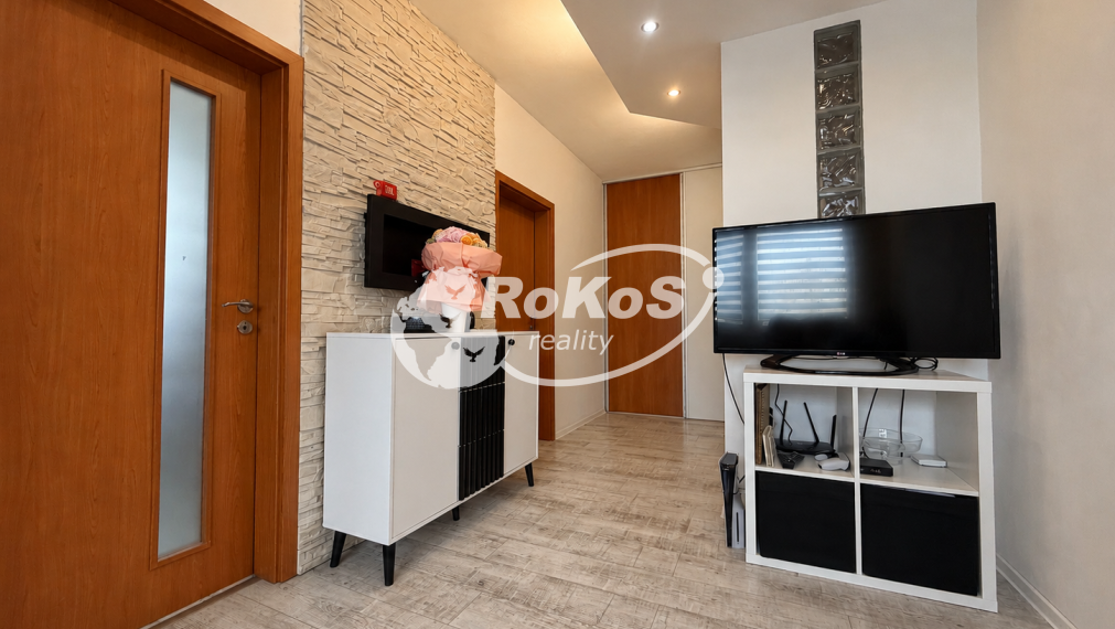 PREDAJ - 4 izbový byt s balkónom, Kyjevská ulica, Rožňava