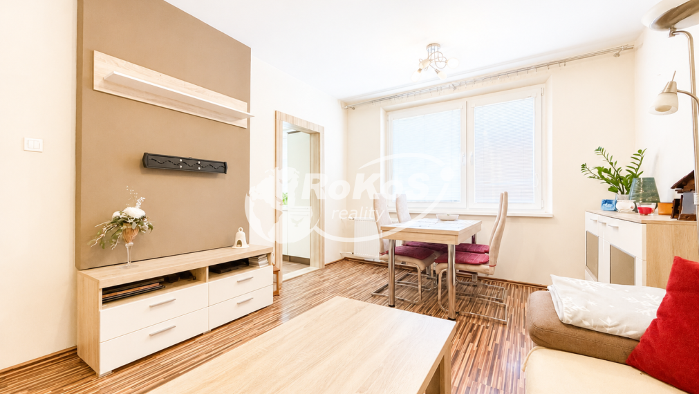PREDAJ -  3 izbový byt s balkónom, Budovateľská ulica, Rožňava