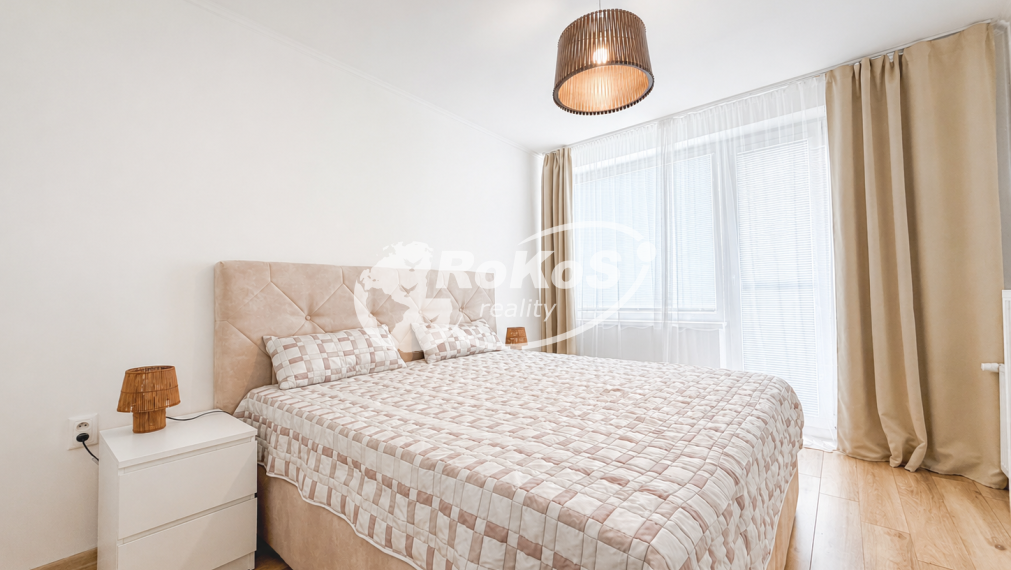 PRENÁJOM- 3 izbový byt s balkónom, Šafárikova ulica, Rožňava