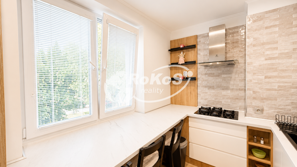 PRENÁJOM- 3 izbový byt s balkónom, Šafárikova ulica, Rožňava