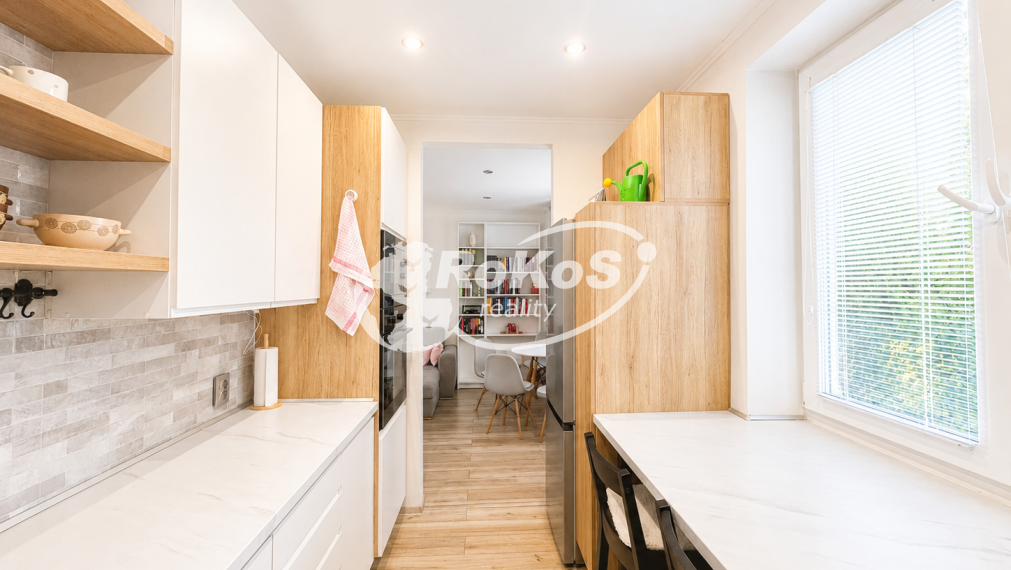 PRENÁJOM- 3 izbový byt s balkónom, Šafárikova ulica, Rožňava