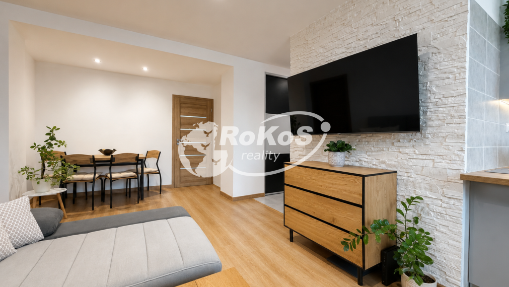 PREDAJ - 3 izbový byt s balkónom, Jarná ulica, Rožňava