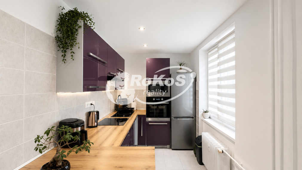 PREDAJ - 3 izbový byt s balkónom, Jarná ulica, Rožňava