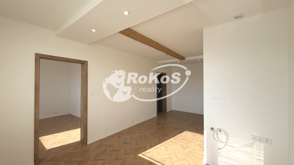 PREDAJ - Priestranný 3 izbový byt s balkónom, Edelényska ulica, Rožňava