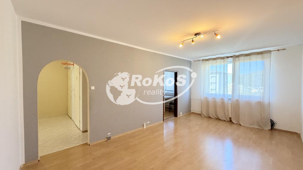 PREDAJ 3 izbový byt s balkónom, Edelényská ulica, Rožňava