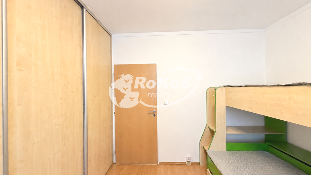 PREDAJ 3 izbový byt s balkónom, Zakarpatská ulica, Rožňava