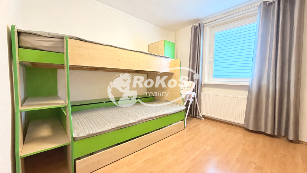 PREDAJ 3 izbový byt s balkónom, Zakarpatská ulica, Rožňava