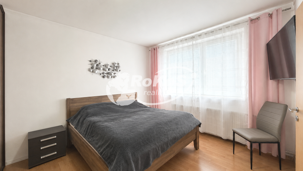PREDAJ 3 izbový byt s balkónom, Zakarpatská ulica, Rožňava