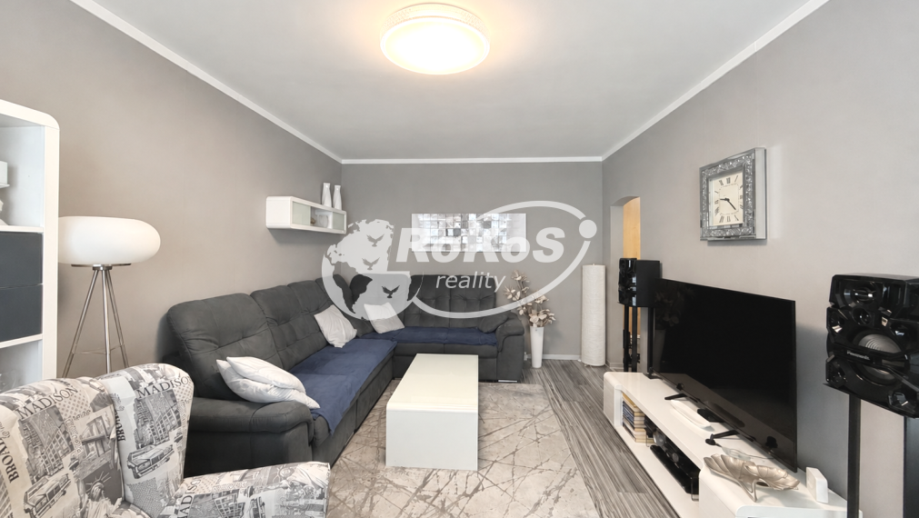 PREDAJ 3 izbový byt s balkónom, Zakarpatská ulica, Rožňava