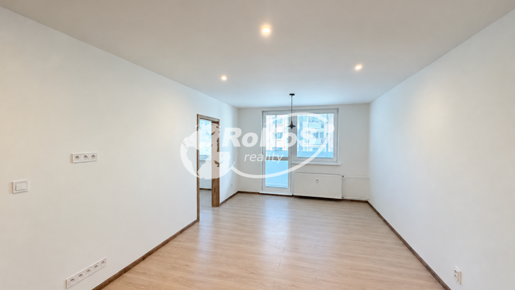 PREDAJ 4 izbový byt s balkónom,  Jarková ulica, Dobšiná
