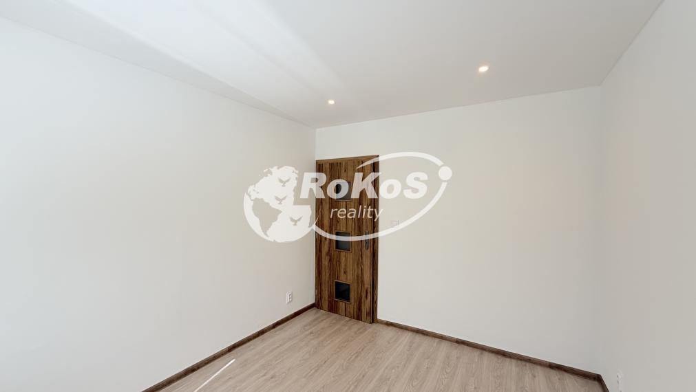 PREDAJ 4 izbový byt s balkónom,  Jarková ulica, Dobšiná