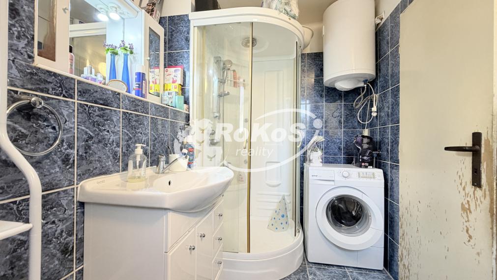 PREDAJ - Priestranný 2 izbový byt s balkónom, Zlatá ulica, Rožňava