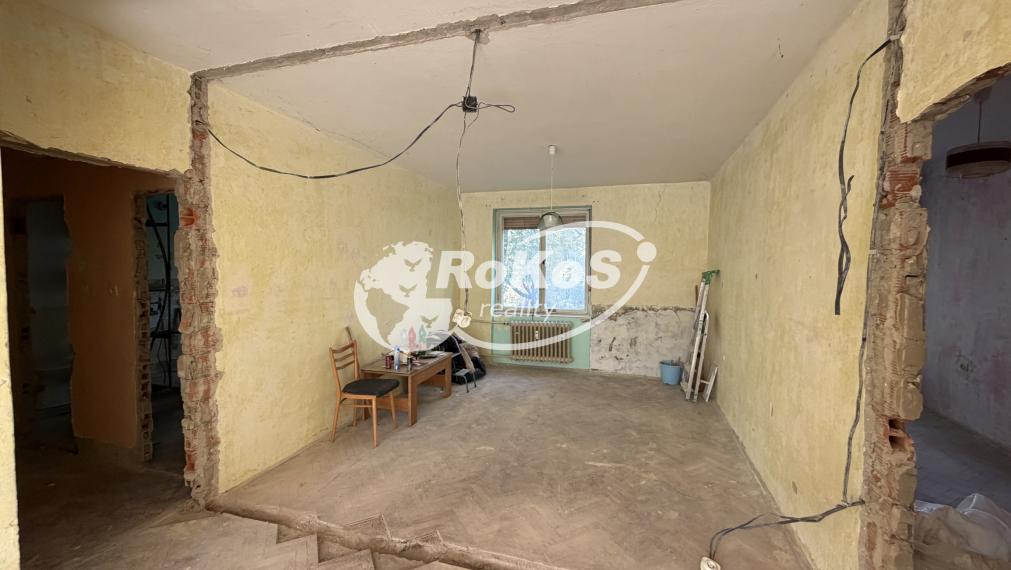 PREDAJ - 3 izbový byt, Šafárikova ulica, Rožňava