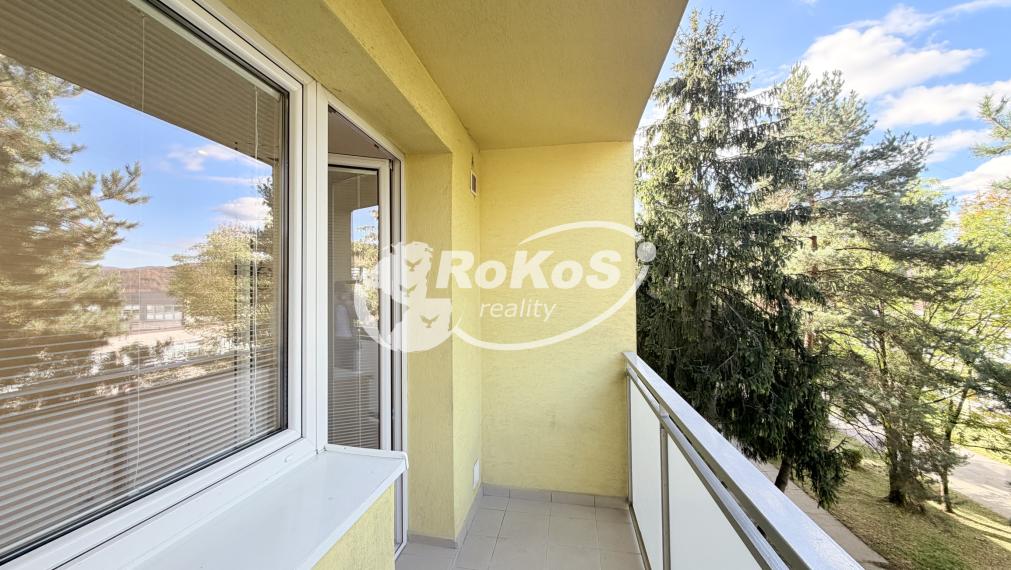 PREDAJ Priestranný 3 izbový byt s balkónom, Komenského, Rožňava