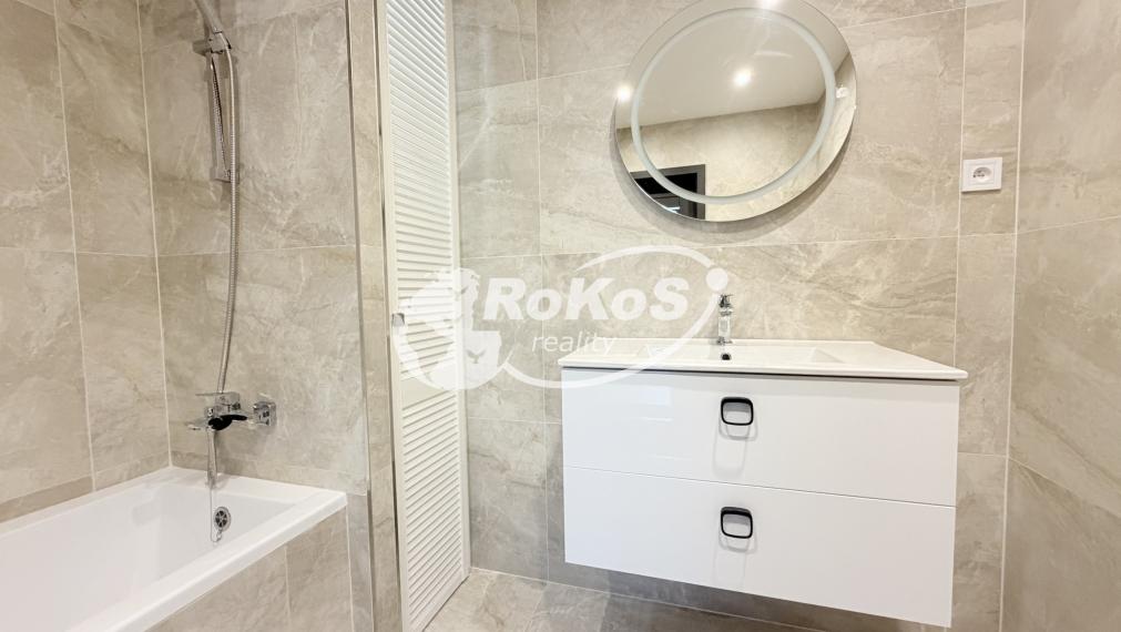 PREDAJ Priestranný 3 izbový byt s balkónom, Komenského, Rožňava