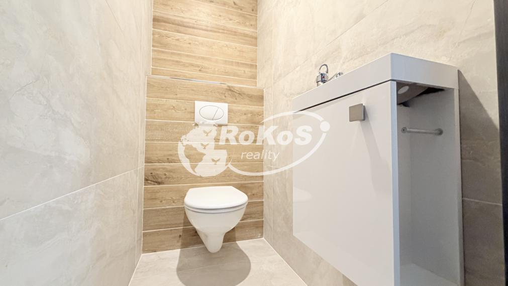 PREDAJ Priestranný 3 izbový byt s balkónom, Komenského, Rožňava