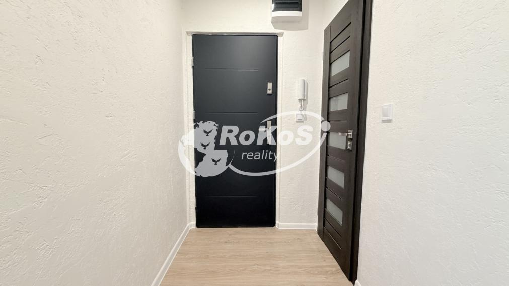 PREDAJ Priestranný 3 izbový byt s balkónom, Komenského, Rožňava