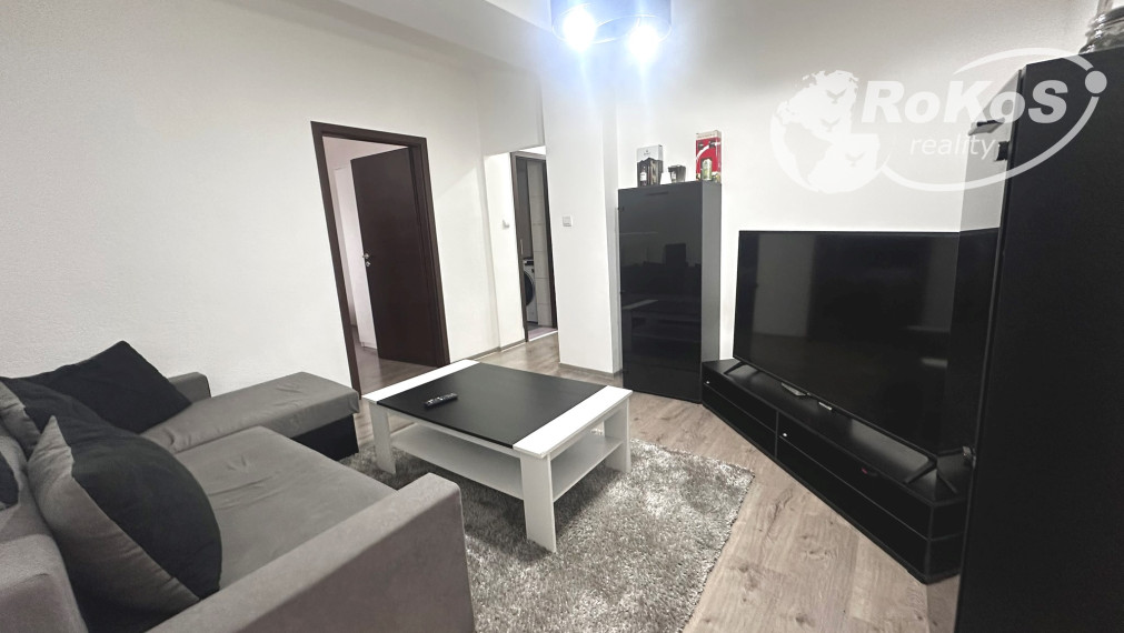 rezervované PREDAJ - 2 izbový byt s balkónom, Mierová ulica