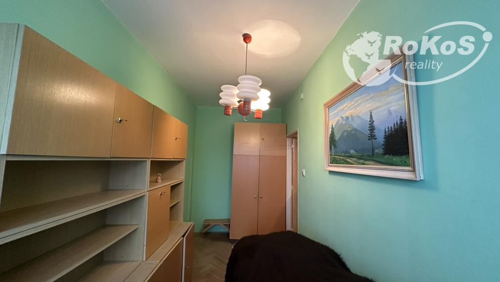 PRENÁJOM - 3 izbový byt s balkónom, Šafárikova ulica, Rožňava