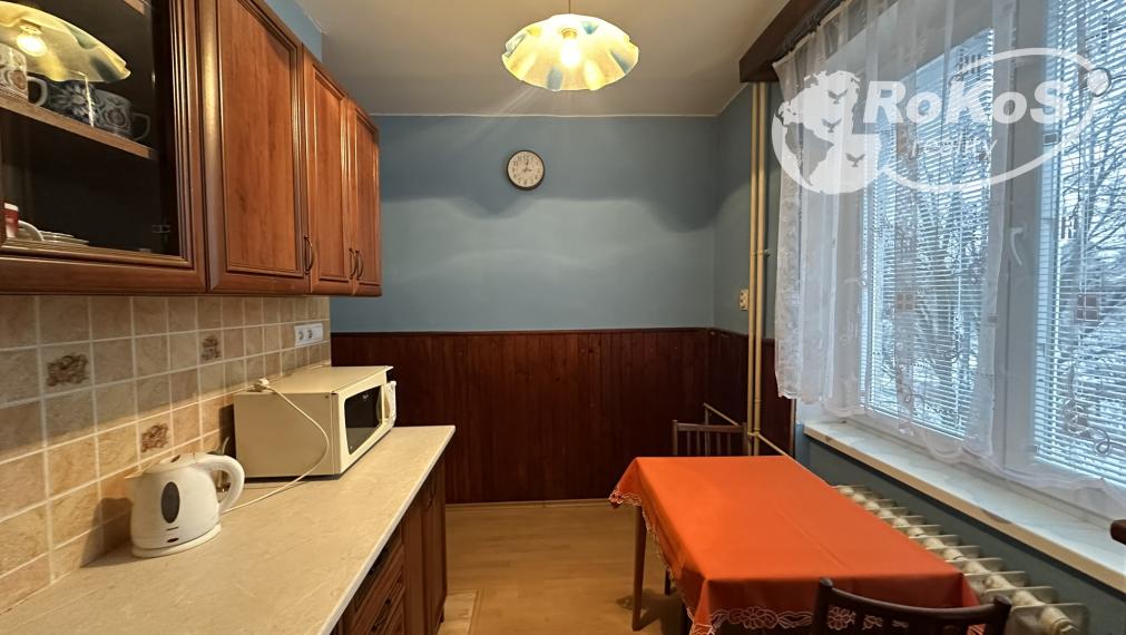 PRENÁJOM - 3 izbový byt s balkónom, Šafárikova ulica, Rožňava
