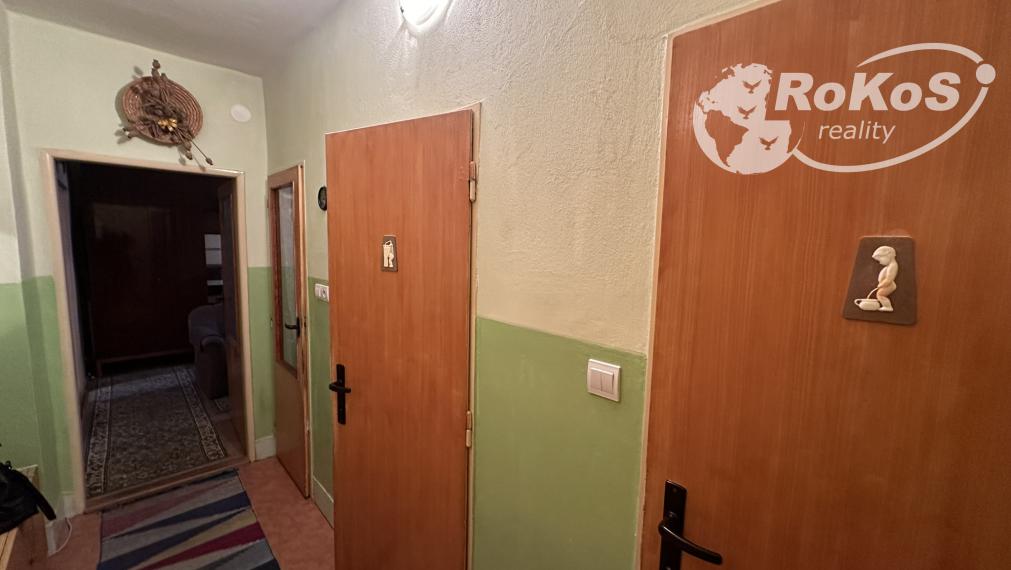 PRENÁJOM - 3 izbový byt s balkónom, Šafárikova ulica, Rožňava