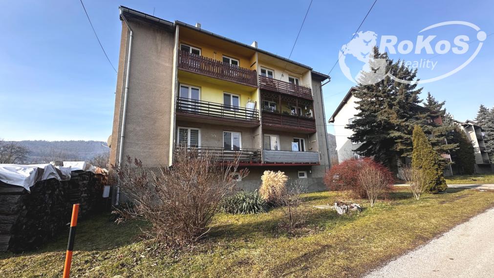 rezervované - PREDAJ - 3 izbový byt s balkónom, Štítnik