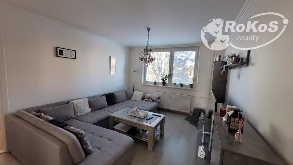 rezervované - PRENÁJOM - 3 izbový byt s balkónom, Edelényská ulica, Rožňava