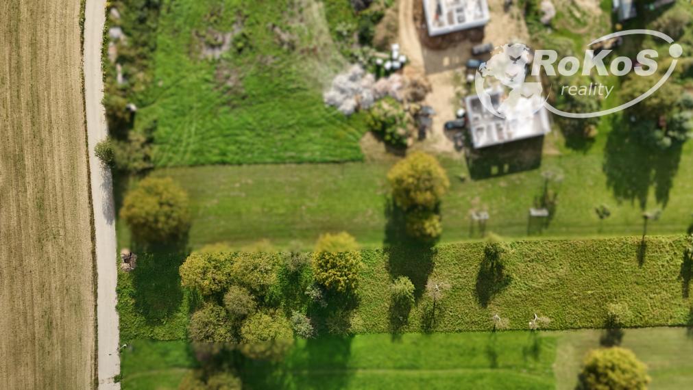 PREDAJ - Rovinatý pozemok Brzotín