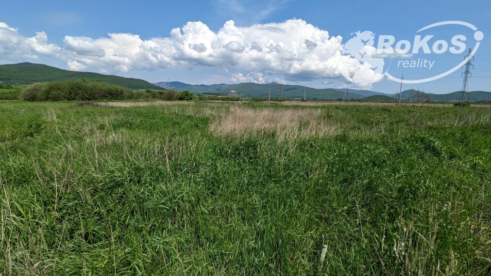 PREDAJ - Pozemok vhodný na výstavbu, Jovice