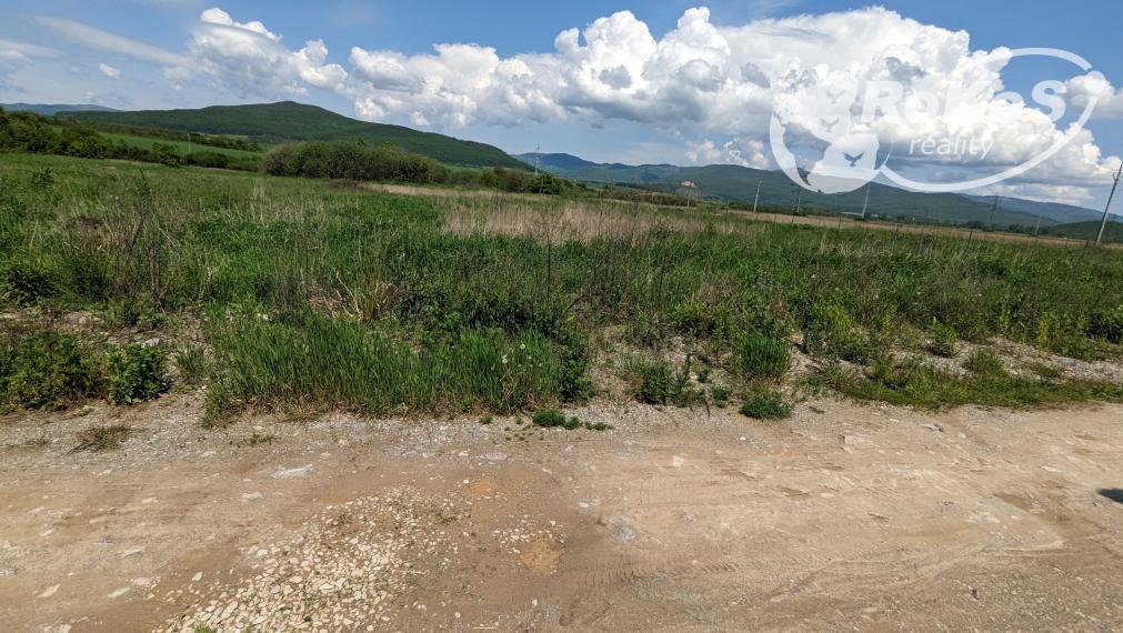 PREDAJ - Pozemok vhodný na výstavbu, Jovice