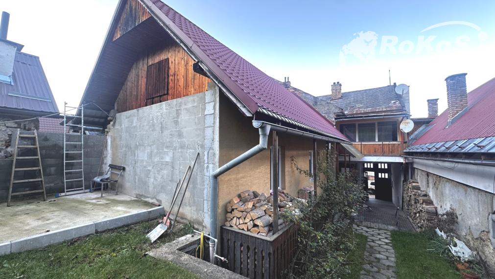 PREDAJ - Priestranný rodinný dom, Dobšiná