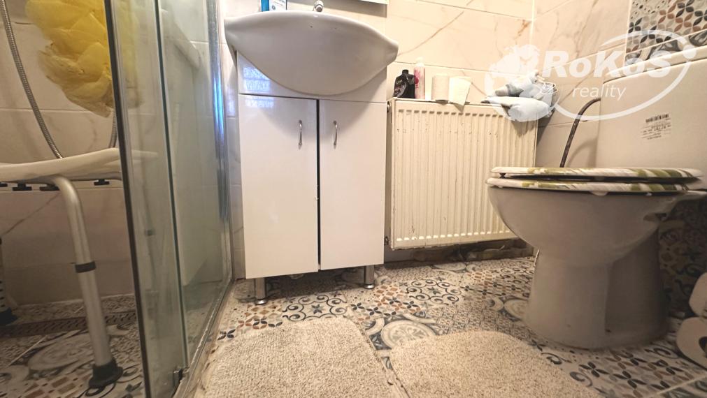 PREDAJ - Priestranný rodinný dom, Dobšiná