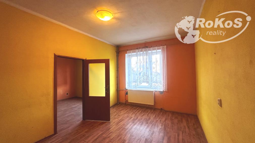 PREDAJ - Priestranný rodinný dom, Dobšiná